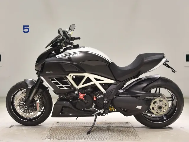 Ducati DIAVEL AMG 2013, carbon, фото 2