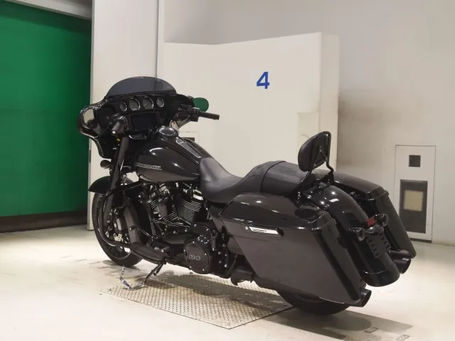 Harley-Davidson FLHXS1870 2020, чёрный, фото 6