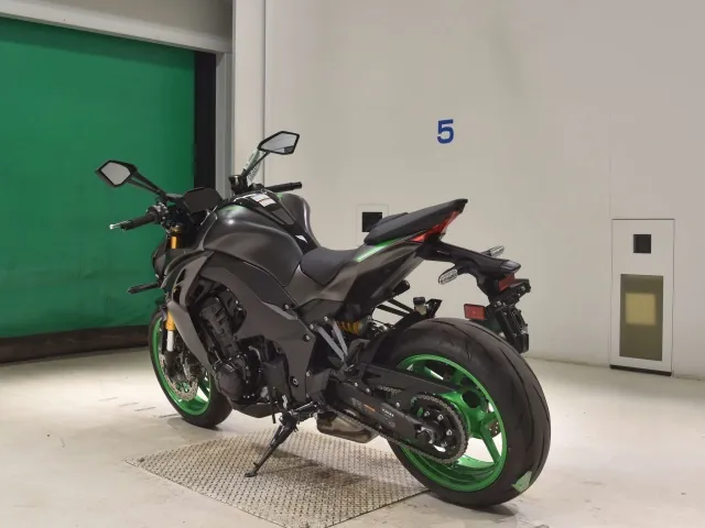 Kawasaki Z1100 2026, matt gun, фото 6