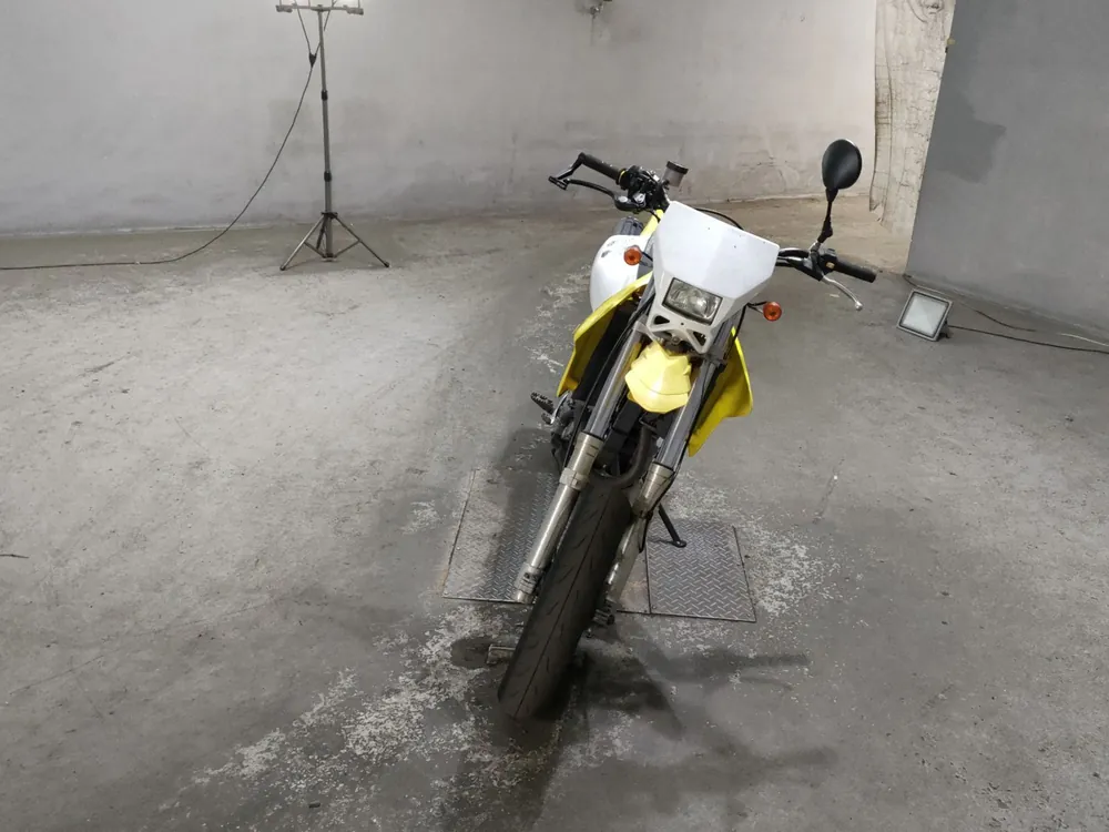 Suzuki DR-Z400S 2003, white / yellow, фото 3