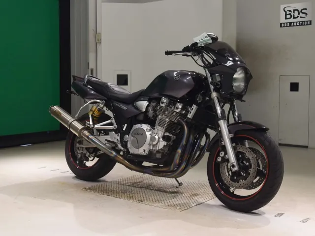 Yamaha XJR1300 2005, black | gunmetal, фото 3