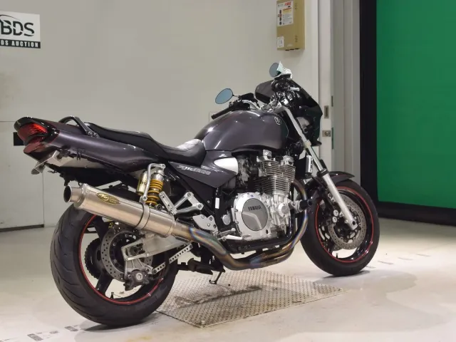 Yamaha XJR1300 2005, black | gunmetal, фото 5
