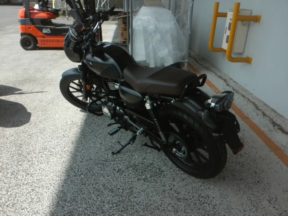 Honda GB350S 2026, mat black, фото 2