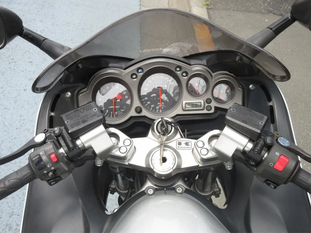 Kawasaki ZZ-R1200 2002, серебристый, фото 3