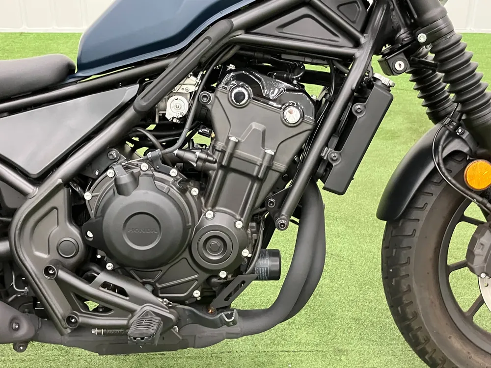 Honda Rebel 500 2023, чёрный, blue m, фото 12