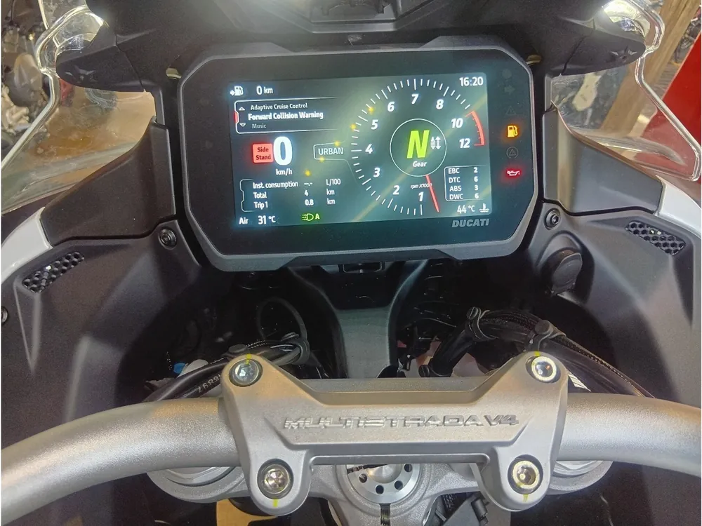 Ducati Multistrada V4S 2026, белый, фото 5