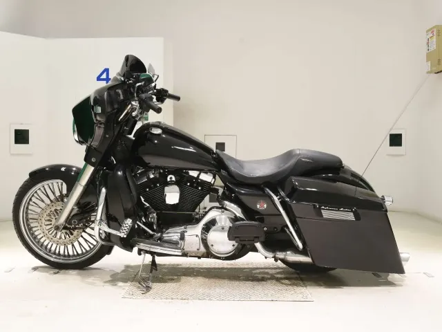 Harley-Davidson FLHTCU1340 1993, чёрный, фото 2