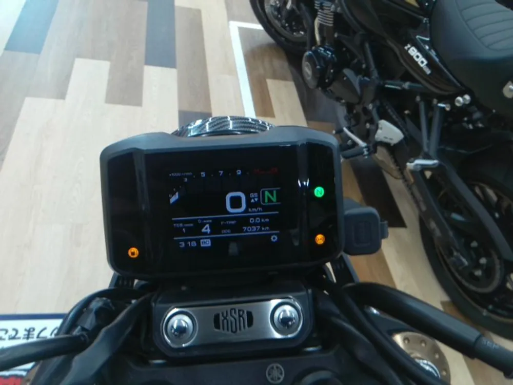 Yamaha Xsr900-2 2023, чёрный, фото 3