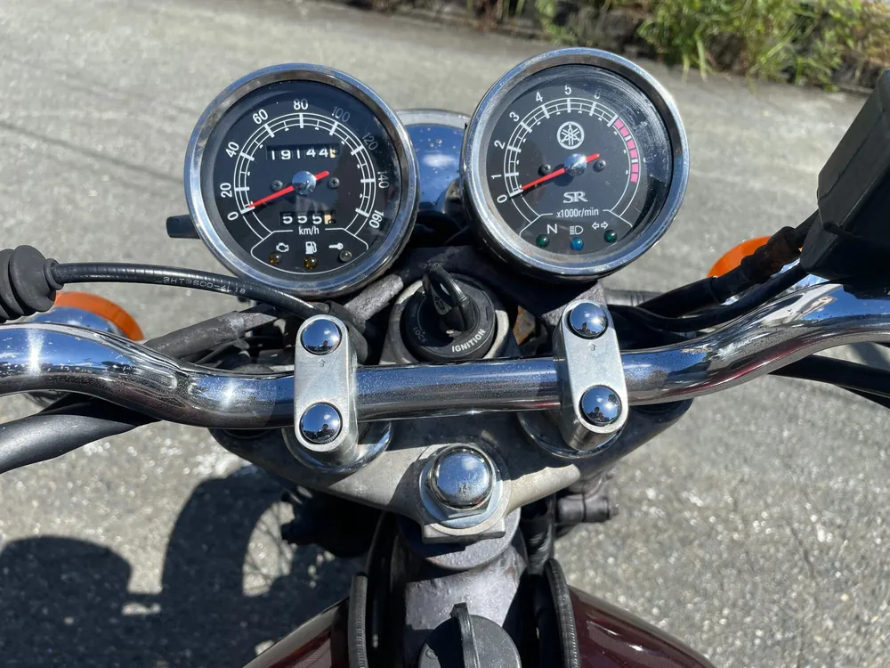 Yamaha SR400 2015, dark red wine, фото 2