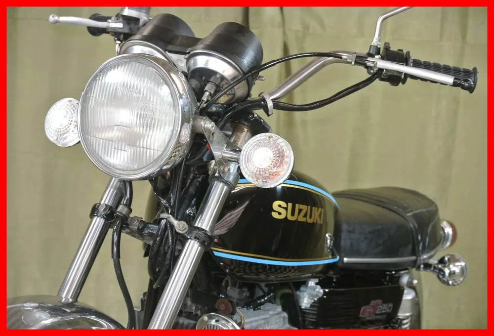 Suzuki GT250 Ram Air 1972, фото 9