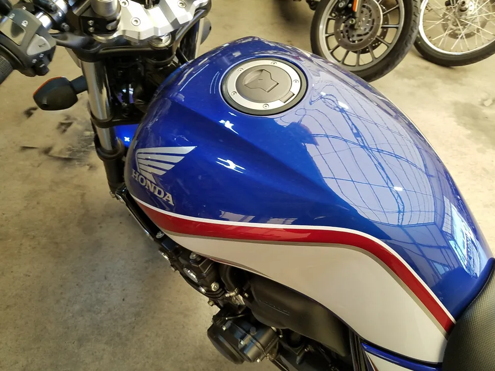 Honda CB400SB 2021, tricolor color, фото 4