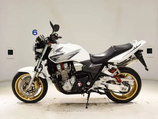 Honda CB1300, белый, фото 2
