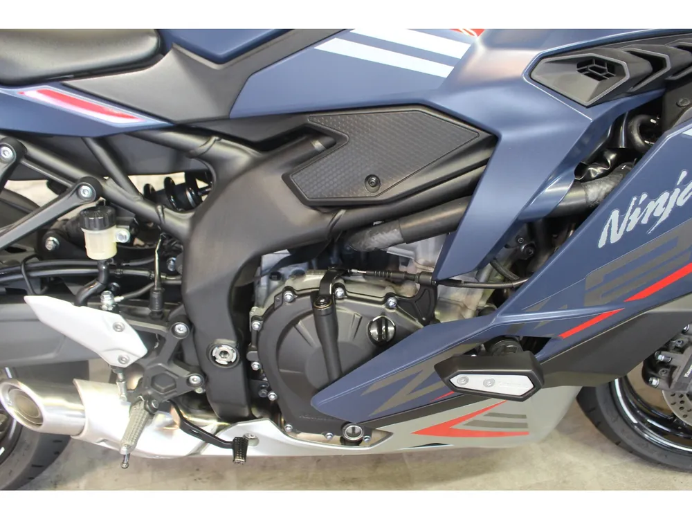 Kawasaki Ninja ZX-25R, navy blue, фото 10