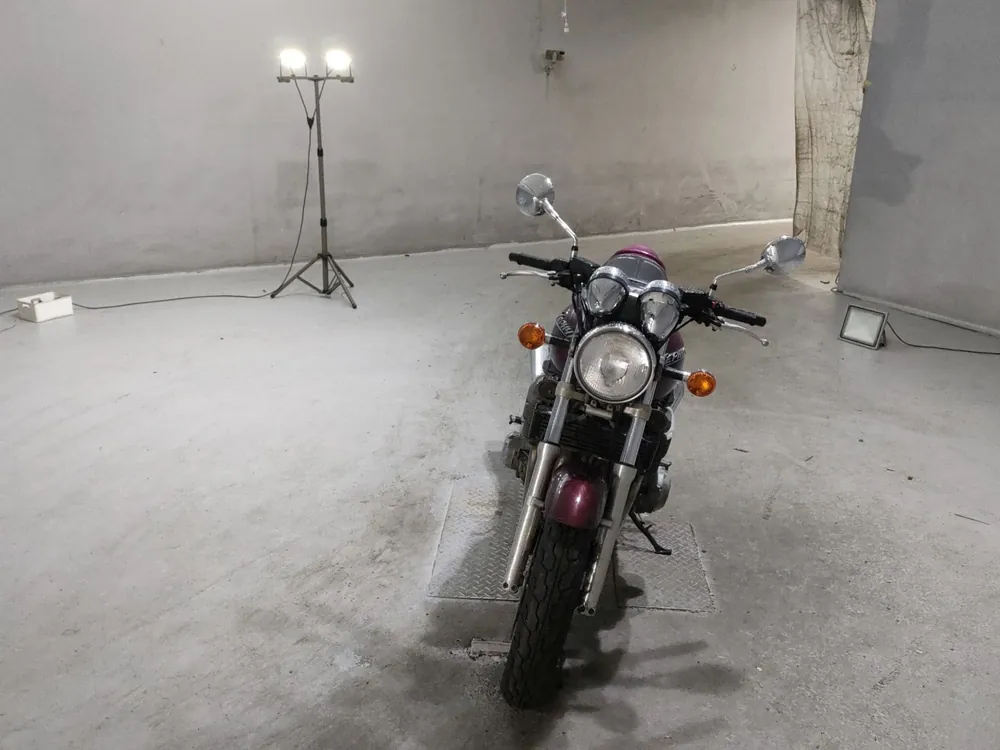 Kawasaki ZRX1100 1993, красный, фото 3