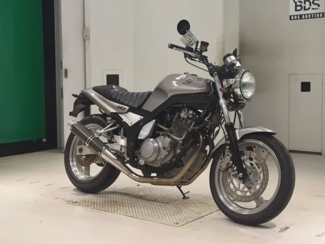 Yamaha SRX600 1992, серебристый, фото 3