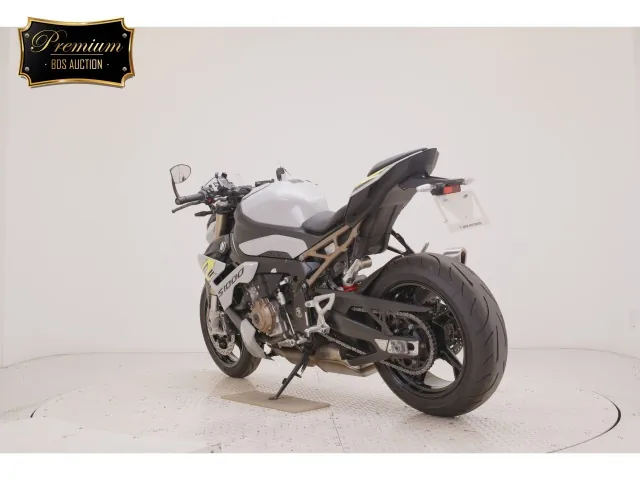 BMW S1000R 2022, серый, фото 6