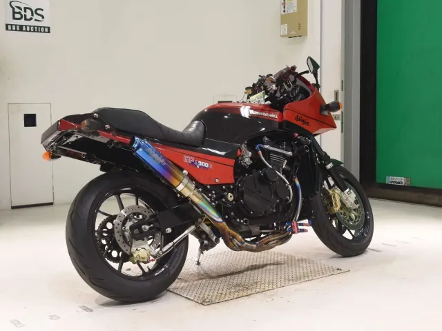 Kawasaki GPZ900R Ninja 1995, red | black, фото 5