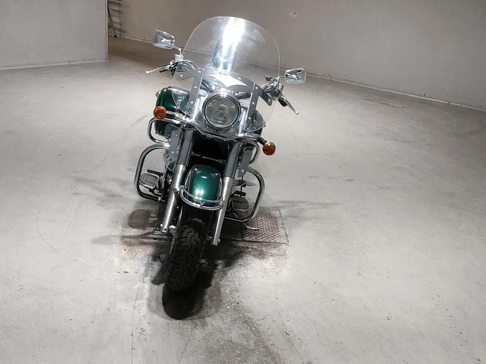Kawasaki Vulcan 1500 Classic Tourer 1999, зелёный, фото 3