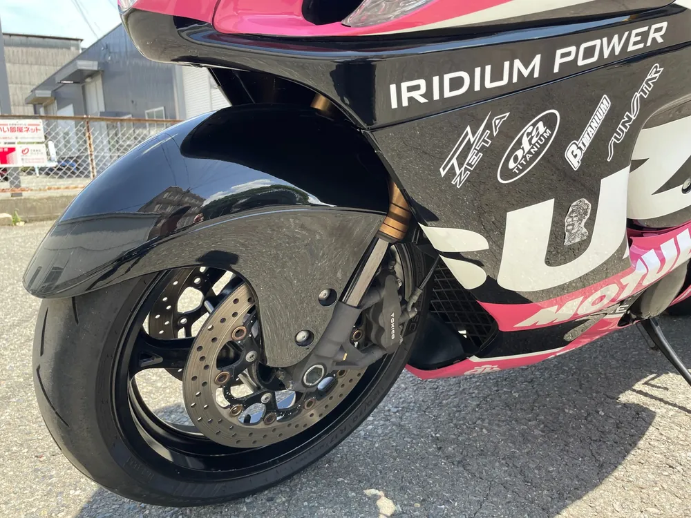Suzuki GSX1300R 2010, black / pink, фото 11