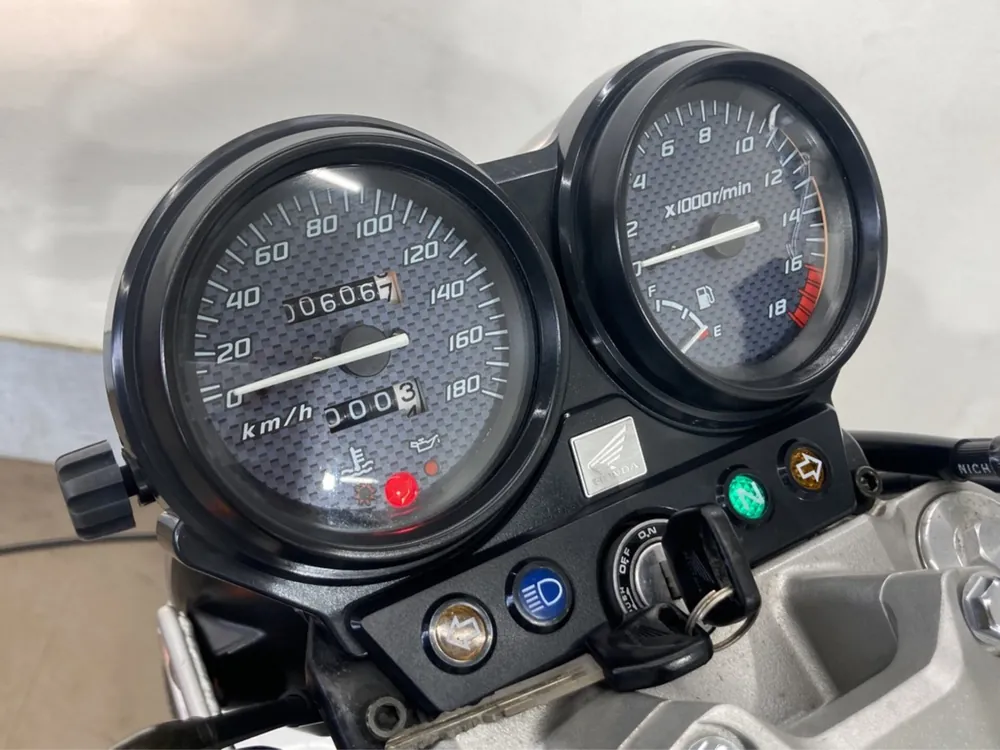 Honda Hornet 250, серебристый, фото 3