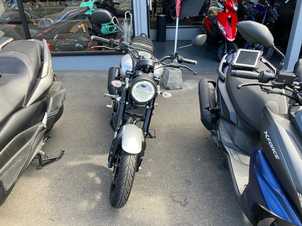 Yamaha XSR125, серебристый, фото 5