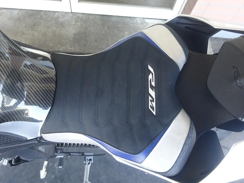 Yamaha YZF-R1M 2017, серебристый, фото 12