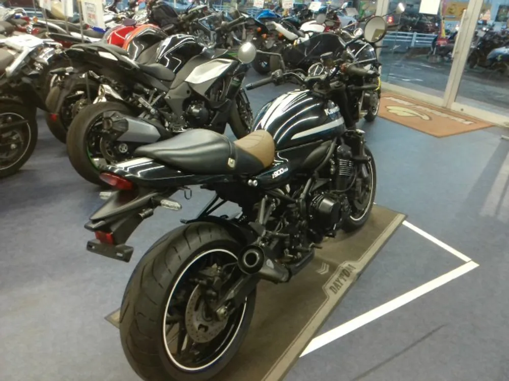 Kawasaki Z900RS 2021, чёрный, фото 5