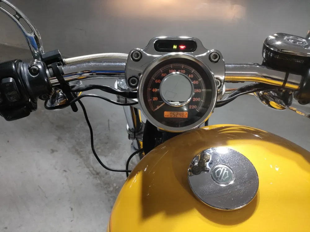 Harley-Davidson XL883C 2005, жёлтый, фото 5
