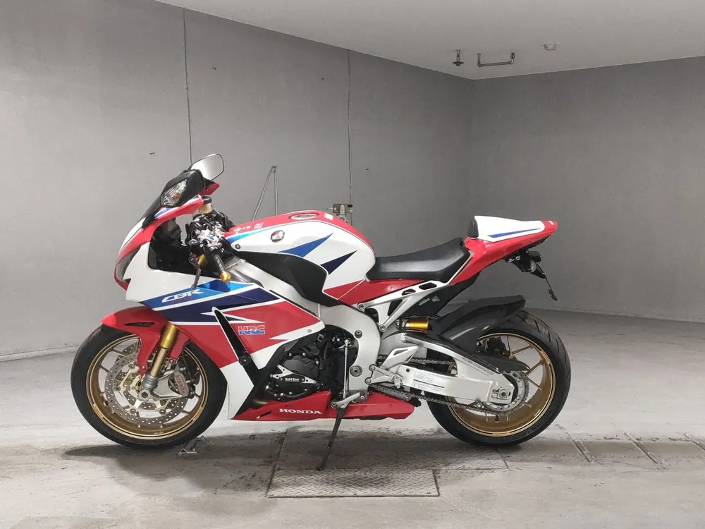 Honda CBR1000RR 2014, белый, красный, фото 2