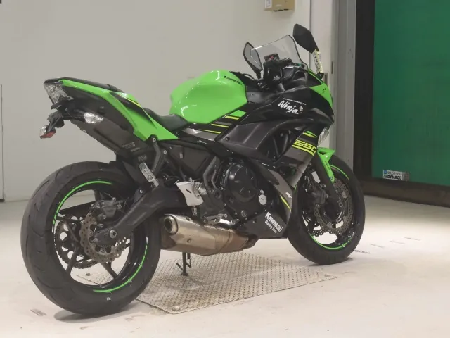 Kawasaki Ninja650A 2019, black | green, фото 5