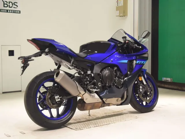 Yamaha YZF-R1M 2024, black | blue, фото 5