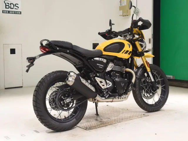 Triumph SCRAMBLER 400XC 2026, black | yellow, фото 5