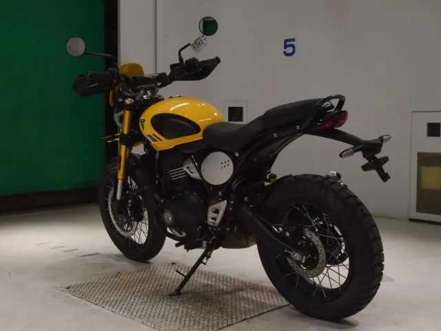 Triumph SCRAMBLER 400XC 2026, black | yellow, фото 6
