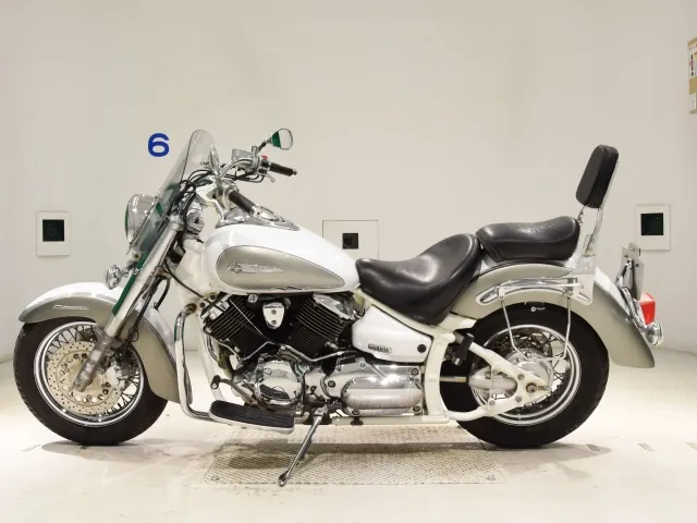 Yamaha Dragstar 1100 2010, чёрный, серебристый, фото 2