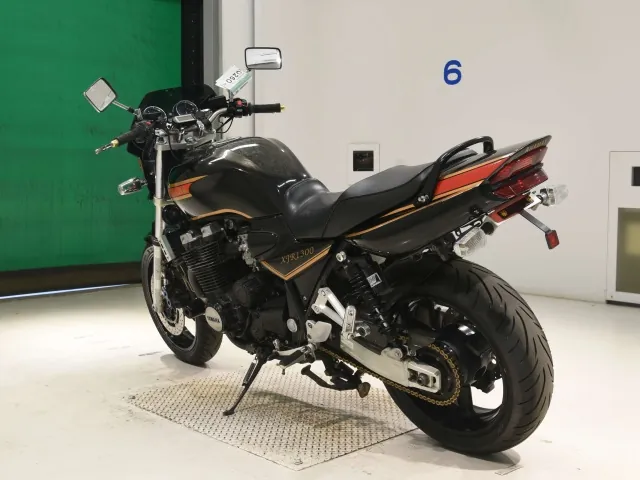 Yamaha XJR1300 2005, чёрный, фото 6