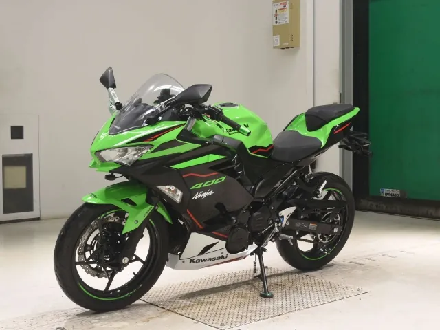 Kawasaki Ninja 400 2020, зелёный, фото 4
