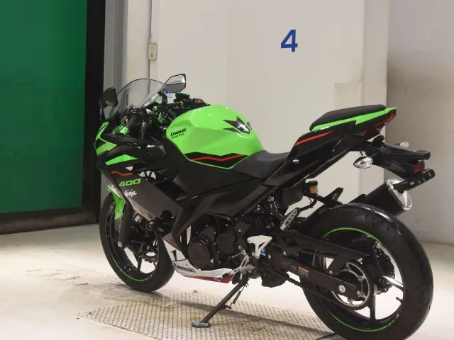 Kawasaki Ninja 400 2020, зелёный, фото 6