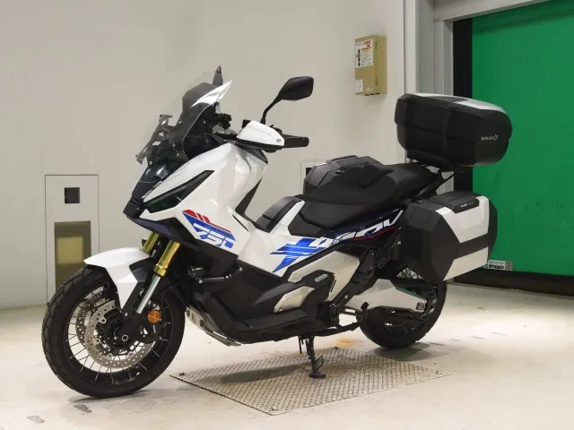 Honda X-ADV750 2026, white | blue, фото 4