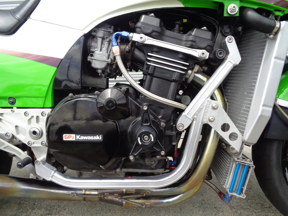 Kawasaki GPZ900R Ninja 1998, lime / white, фото 13