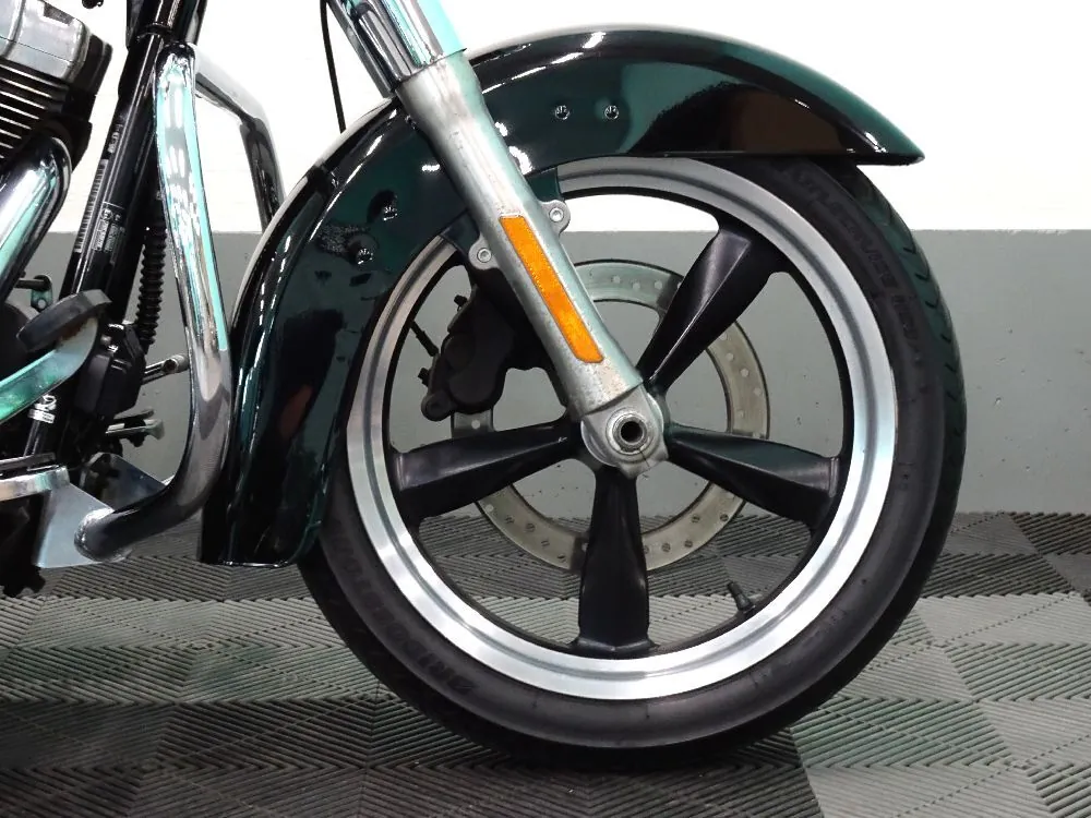Harley-Davidson FLD 2012, фото 10