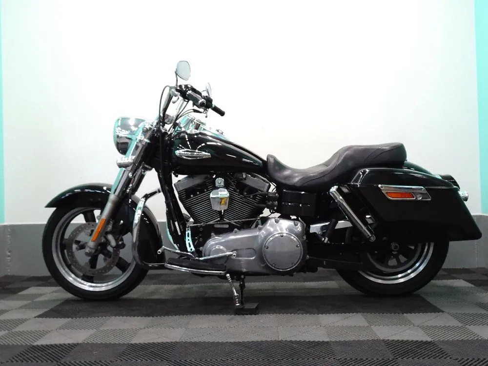 Harley-Davidson FLD 2012, фото 5