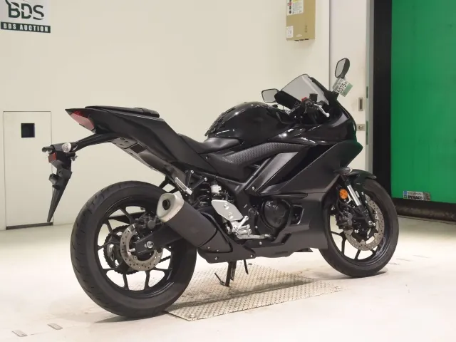 Yamaha MT-03 2021, чёрный, фото 5