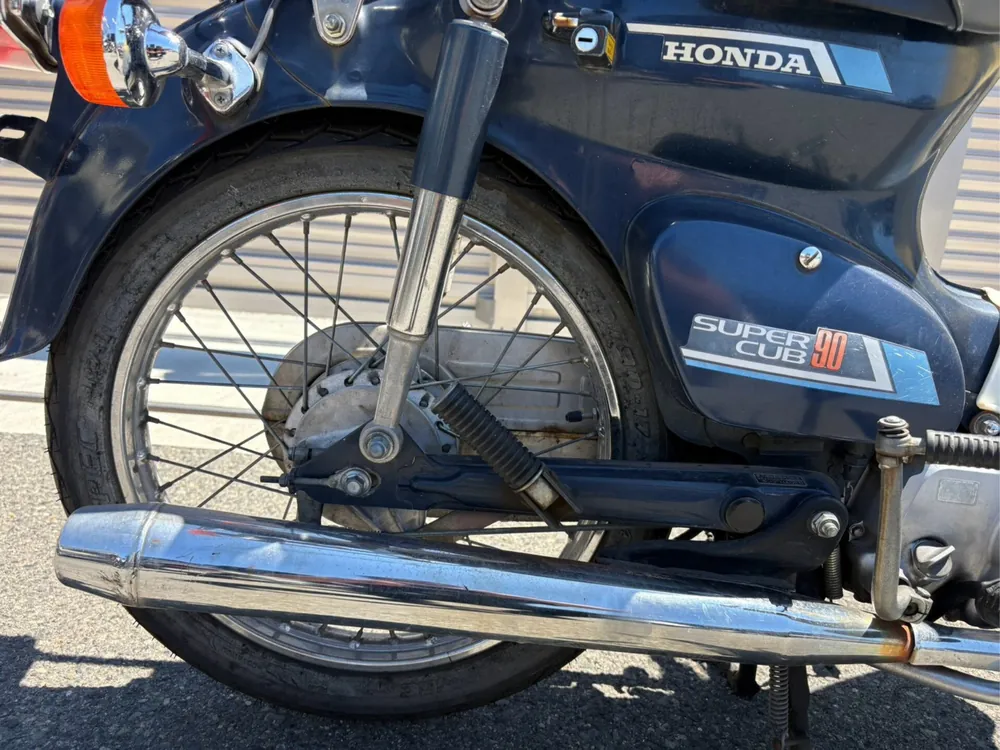 Honda Super Cub, white / navy blue, фото 6