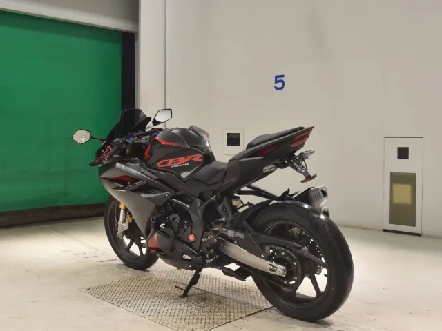Honda CBR250RR, matt black, фото 6
