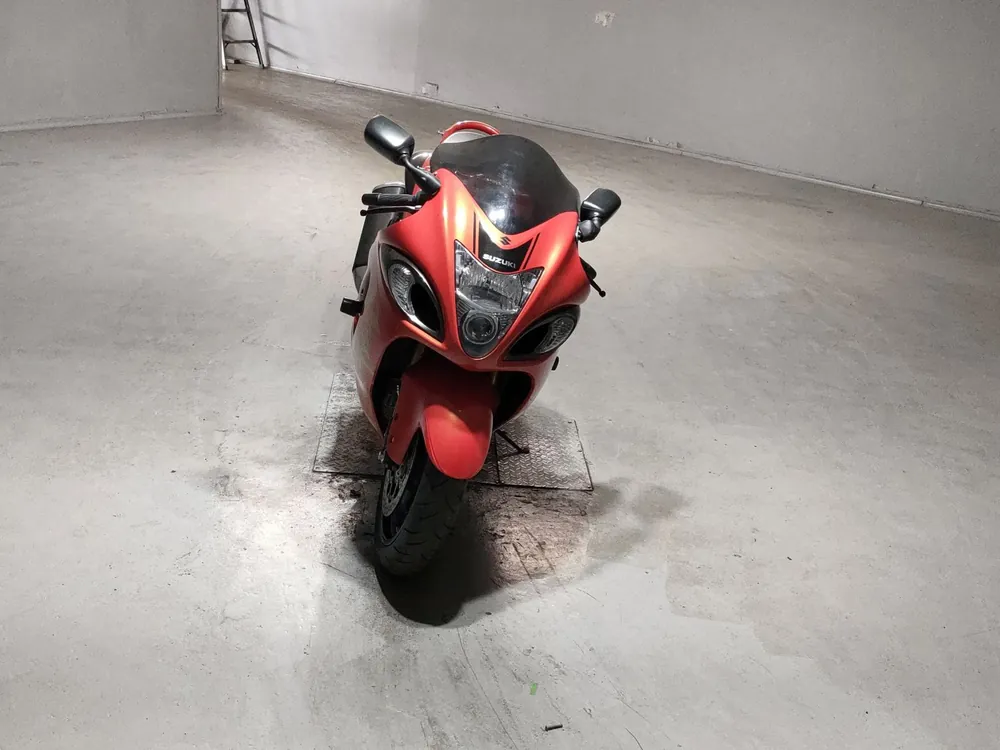 Suzuki GSX1300R Hayabusa 2018, оранжевый, фото 3