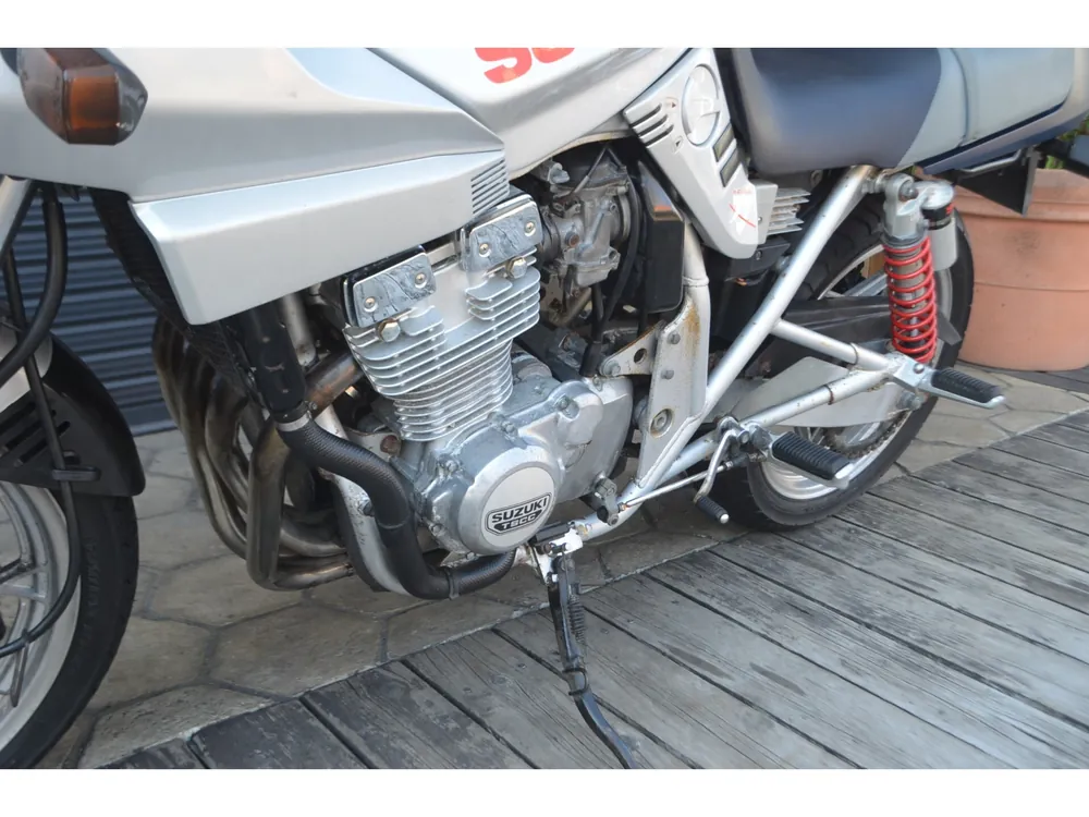 Suzuki GSX400S Katana 1992, серебристый, фото 7