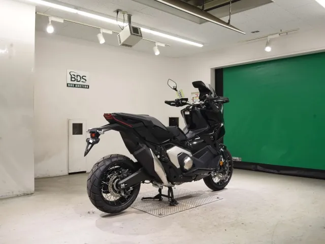 Honda X-ADV750 2026, чёрный, фото 5