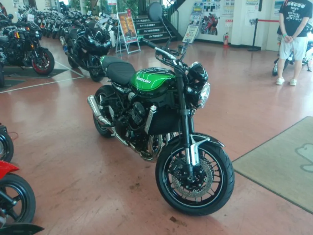 Kawasaki Z900RS 2024, black/green, фото 4