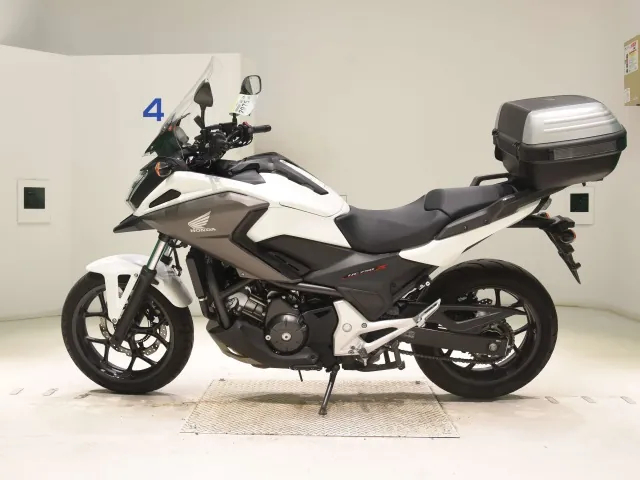 Honda NC750X Type-LD 2021, белый, фото 2