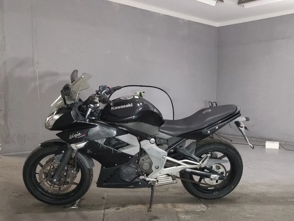 Kawasaki Ninja 400R 2011, чёрный, фото 2